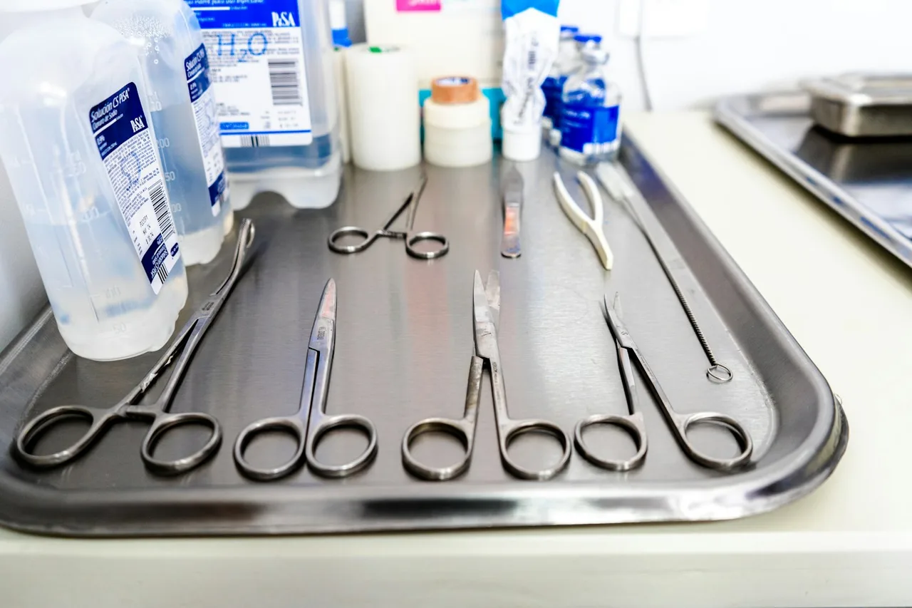 Surgical instruments arranged on a metal tray